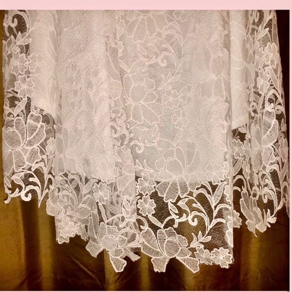 👰🏼💐HP💐👰🏾 1 Left • White Lace Wedding Gown 💐 - Picture 12 of 15